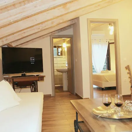 Alegria Apartment *