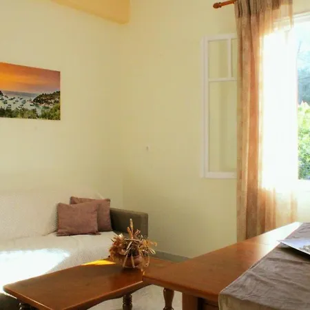 Alegria Apartment